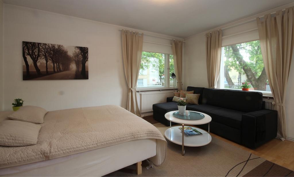 Apartamento Majoitushuoneisto Tuomipuisto Naantali Habitación foto